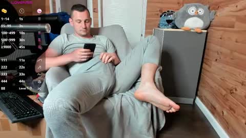 bigsshark online show from April 16, 8:53 pm