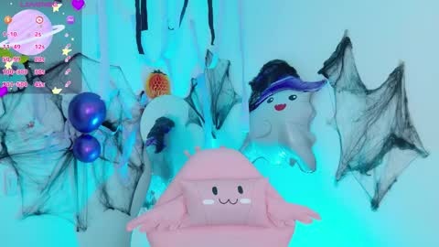 Tiana Le online show from October 25, 12:44 am