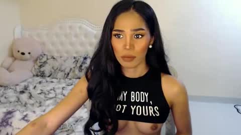 tiara online show from October 16, 1:22 pm