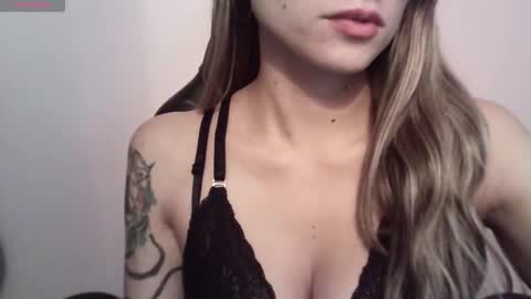 Tifanny online show from October 27, 9:15 pm