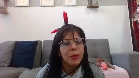 Tifany online show from December 11, 1:49 pm