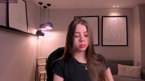 Snapshot of tiffannysins chatting on October 23, 4:25 am Tiffanny Sins online show from October 23, 4:25 am