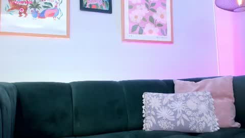 tiffany_low online show from July 24, 2:03 pm