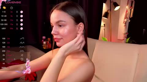 Tiffany online show from January 16, 12:03 pm