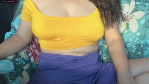 tiffany theressa online show from April 13, 9:30 pm