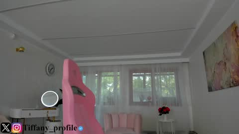 Snapshot of tiffanyhouston_ chatting on October 10, 7:14 am Tiffany Houston online show from October 10, 7:14 am