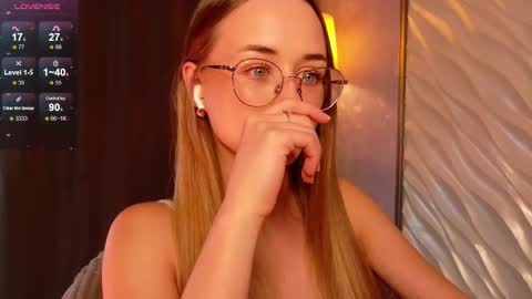 Tiffany online show from November 24, 1:21 pm