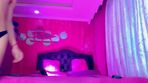 tiffanymackensyy69 online show from March 7, 3:06 am