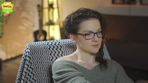 tiffanyriox online show from March 26, 1:01 am