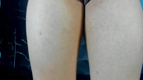 tiffanyy_deluxe online show from March 19, 5:07 pm