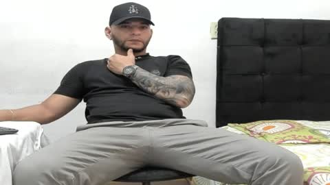 tiger_job online show from April 2, 8:49 pm