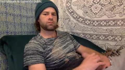 Snapshot of tigerzaddy chatting on February 8, 1:54 pm tigerzaddy online show from February 8, 1:54 pm