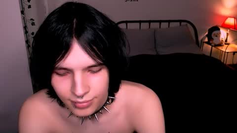 Snapshot of timi_moon chatting on October 18, 5:50 pm timi_moon online show from October 18, 5:50 pm