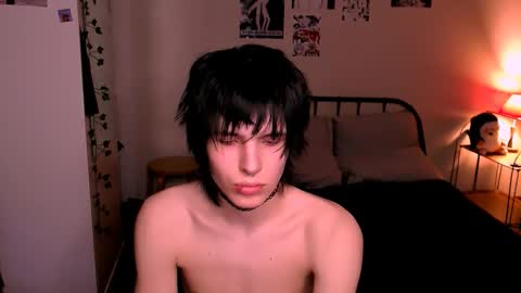 Snapshot of timi_moon chatting on October 23, 2:57 am timi_moon online show from October 23, 2:57 am