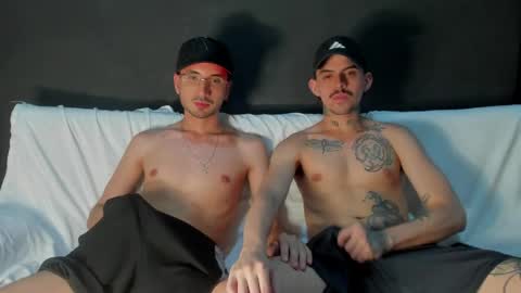 wanna play bareback uncut colombian couple new twink bbk online show from May 11, 1:56 am