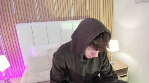 Timothy 21 years old online show from February 25, 8:45 pm