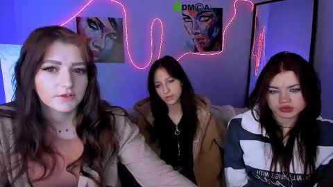 tina online show from February 1, 8:17 pm