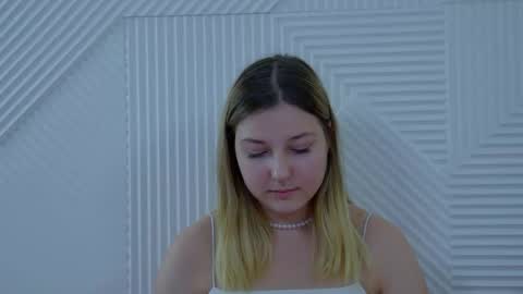 TinaBurton online show from August 3, 4:13 pm