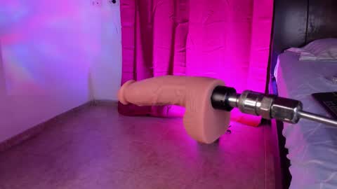 tinixmorgan online show from November 30, 5:25 am