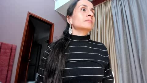 Tina Moon online show from April 9, 6:19 am