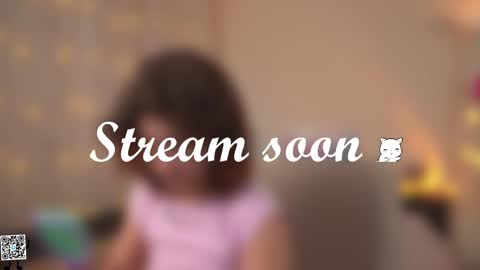 Lyssa     online show from March 10, 11:55 am