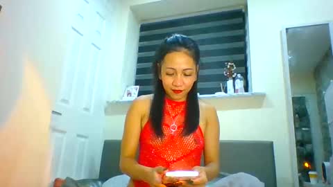 Tinyasian911718 sweetinyasian instagram online show from January 23, 8:02 pm