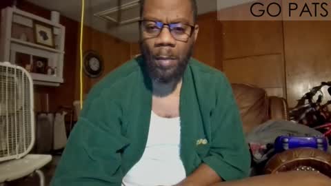 tinycock_1979 online show from March 24, 9:26 am