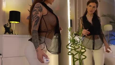 Anissa online show from April 2, 3:08 pm