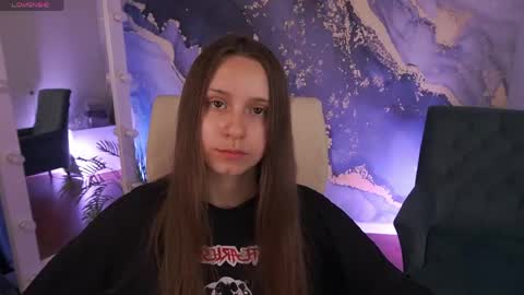 tinynataliee online show from June 8, 12:39 pm