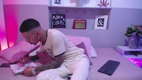 Titan online show from January 21, 1:39 am