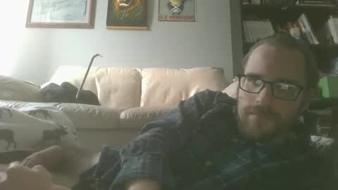 titlovercums online show from February 12, 12:53 pm