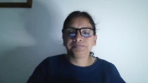 Snapshot of titssmall123 chatting on February 18, 10:49 am Ester online show from February 18, 10:49 am