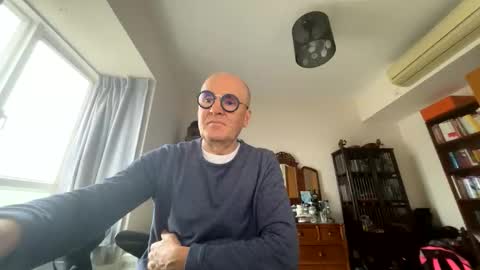 TKSnoopy online show from March 3, 6:53 am