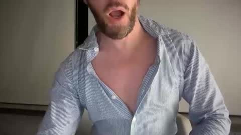 Tobi2016 online show from April 1, 12:22 am