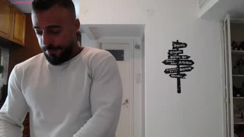 Snapshot of todd_dantes chatting on March 7, 4:23 am Todd online show from March 7, 4:23 am