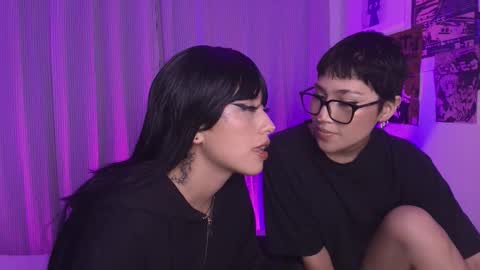  Halsey  Sofii  online show from December 19, 7:59 am