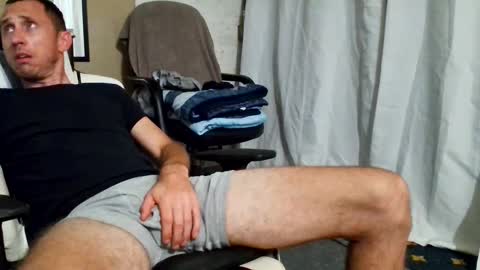 Tom online show from October 2, 9:41 am