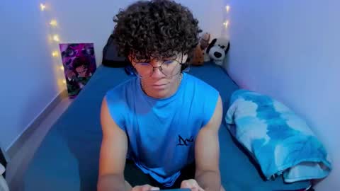 Tom Blue online show from March 25, 12:39 am