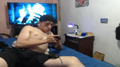 tomas_turbado_ online show from April 24, 12:34 am