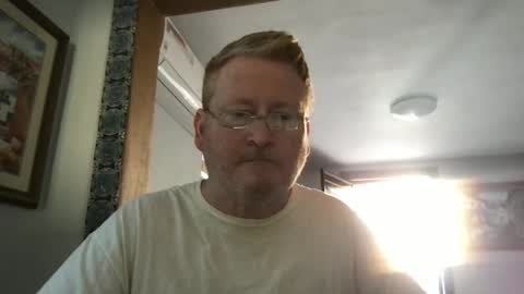 Hola online show from December 5, 4:17 pm