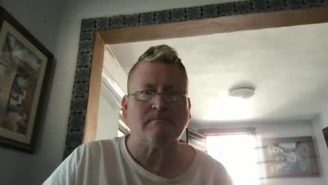 Hola online show from January 31, 6:36 pm