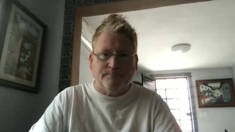 Hola online show from February 20, 10:04 pm