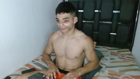 tomaz_18 online show from April 6, 8:10 pm