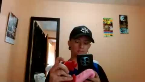 Blue online show from August 5, 6:27 pm