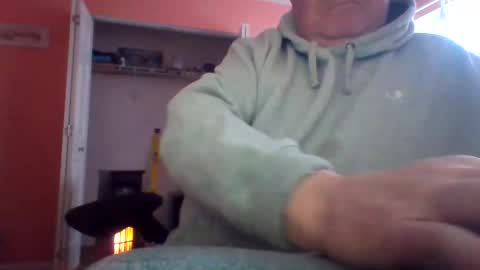 tomcat4848 online show from December 1, 5:00 pm