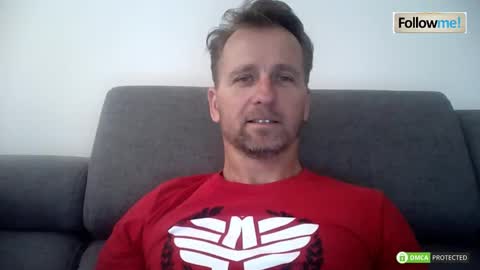 Snapshot of tomhardic chatting on October 5, 11:40 am TOM online show from October 5, 11:40 am