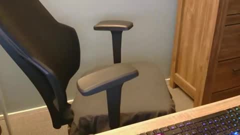 tomin3m online show from February 23, 5:48 pm