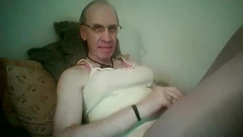 tomislav321 online show from May 2, 6:03 pm