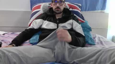 tommaso9046 online show from February 25, 5:16 pm