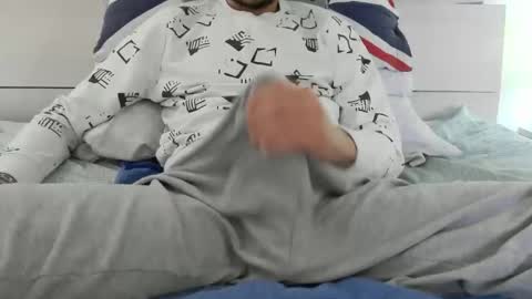 tommaso9046 online show from October 12, 2:31 pm